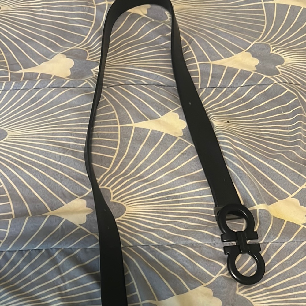 Gently used, men’s size 36 waist, Ferragamo belt, black